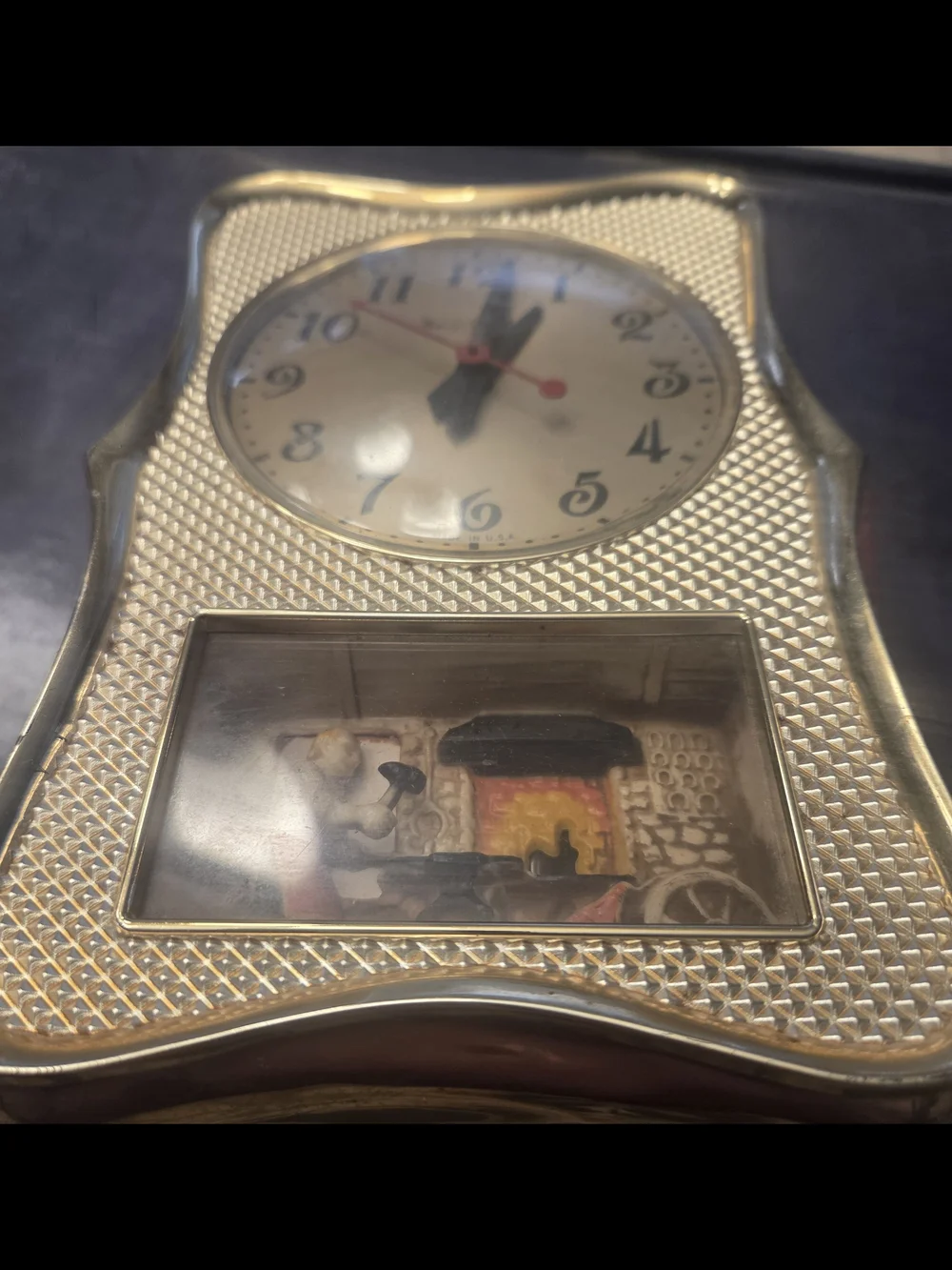 Vintage 1950s Blacksmith 263 Desk Gold Decorative Clock -